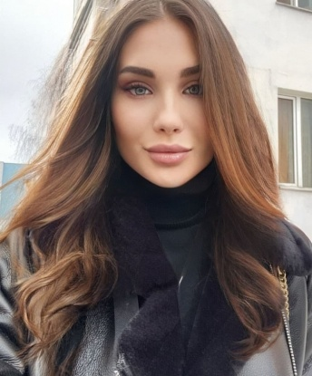 Илона